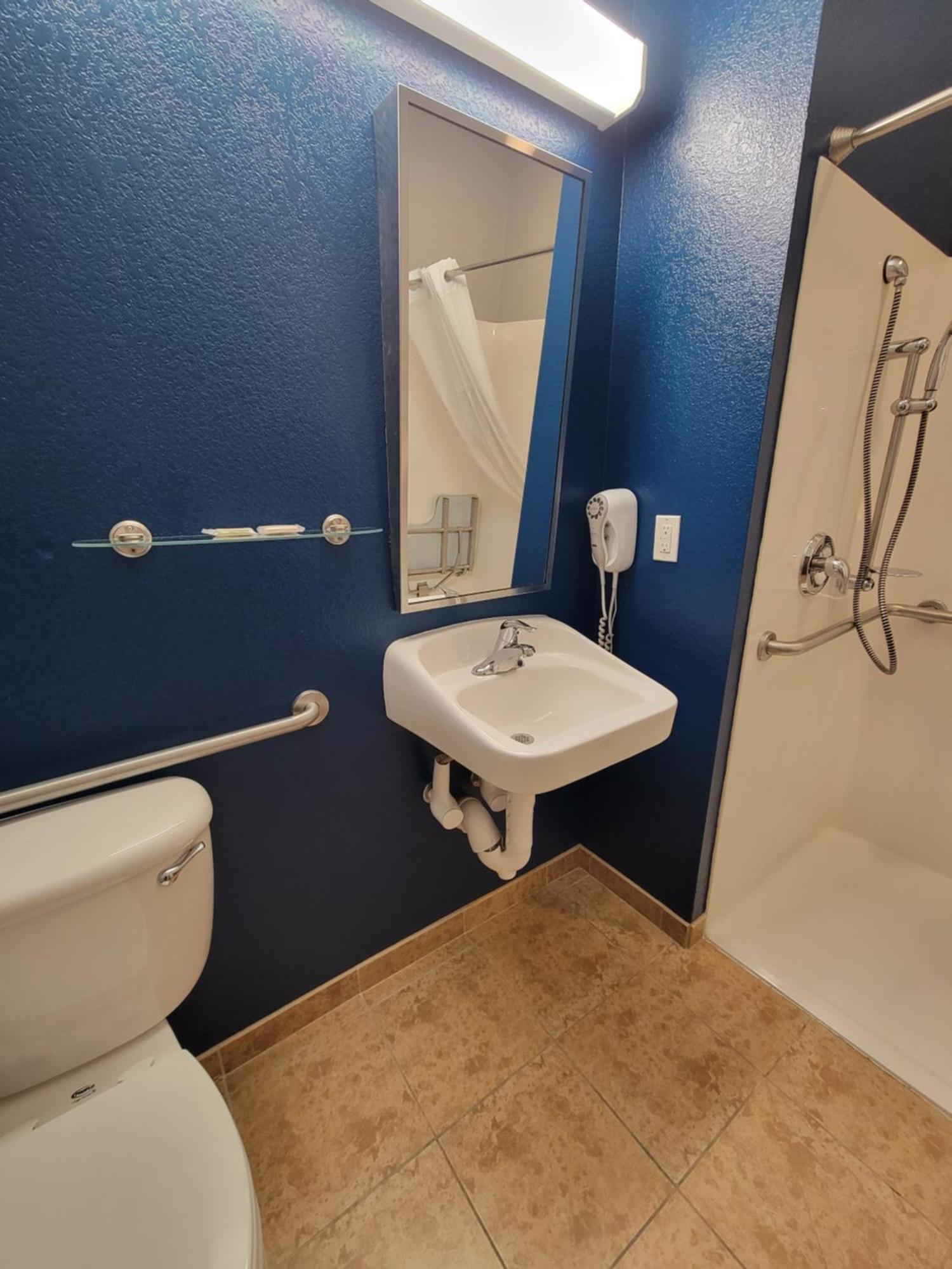 קאונסיל בלאפס Microtel Inn & Suites By Wyndham Bluffs מראה חיצוני תמונה