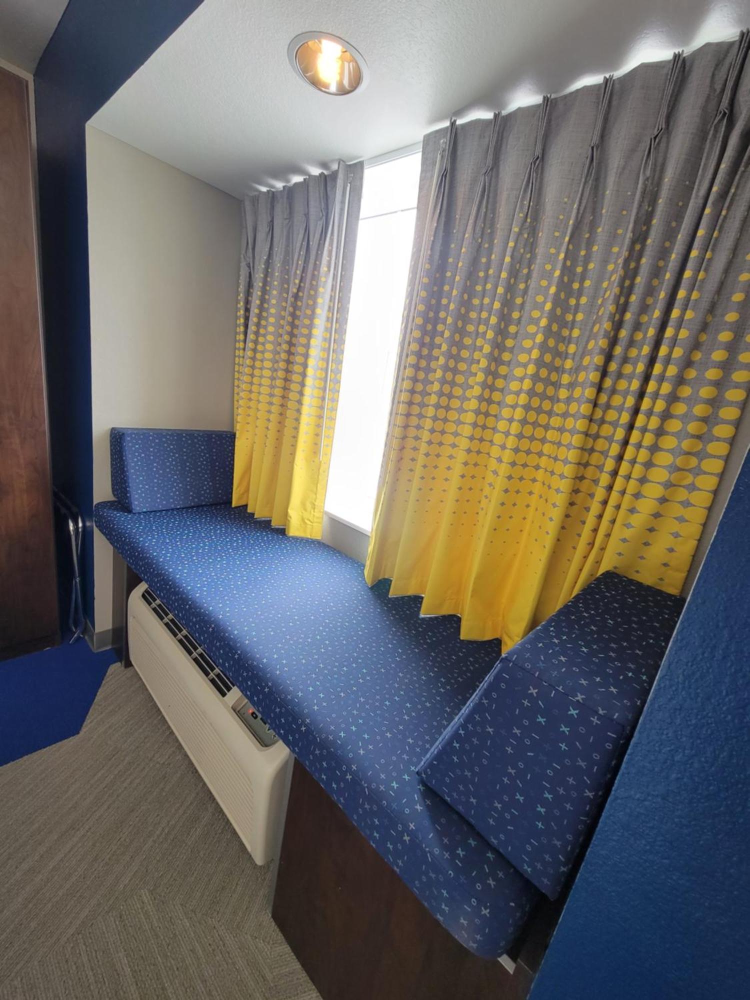 קאונסיל בלאפס Microtel Inn & Suites By Wyndham Bluffs מראה חיצוני תמונה