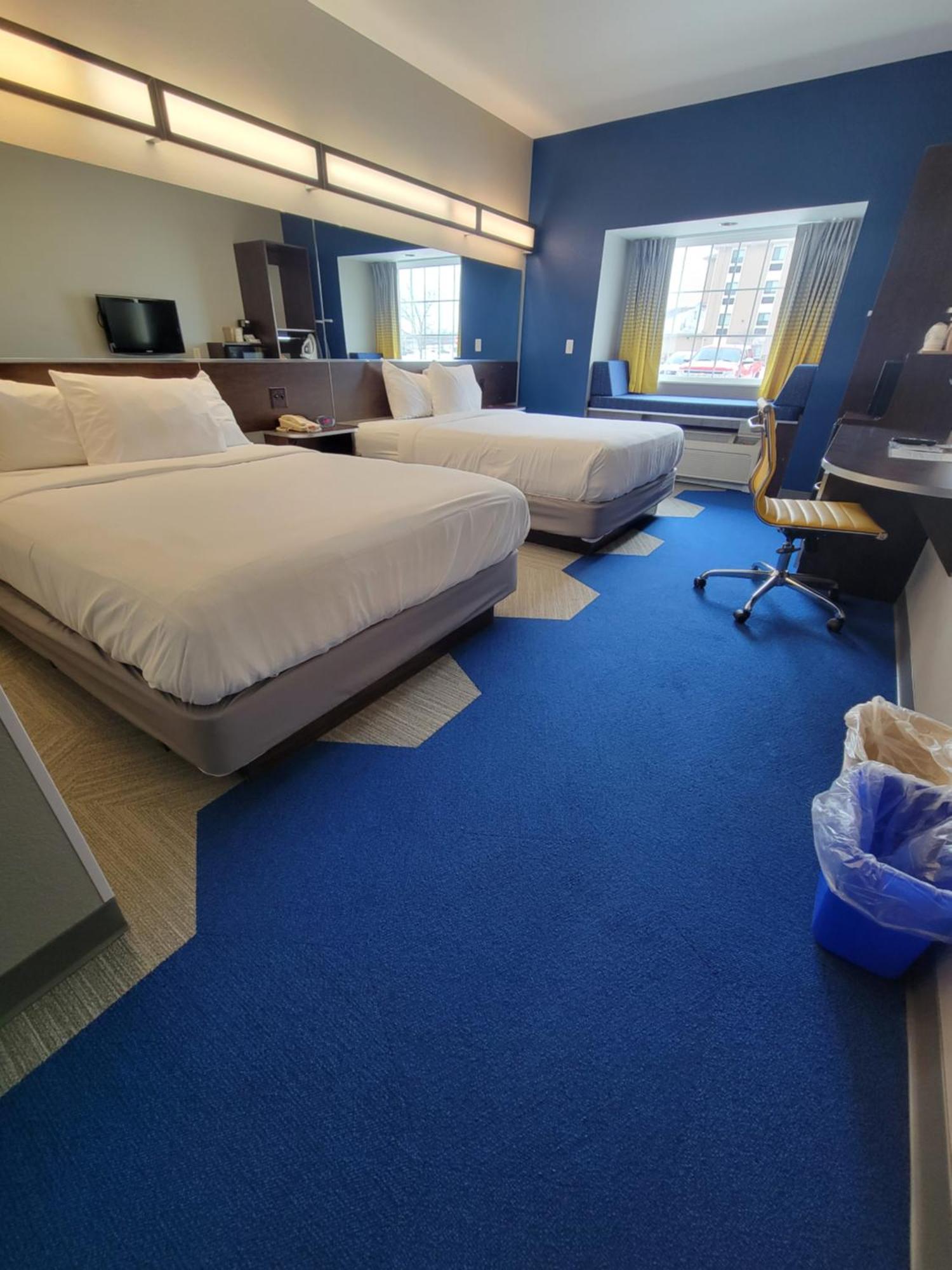 קאונסיל בלאפס Microtel Inn & Suites By Wyndham Bluffs מראה חיצוני תמונה