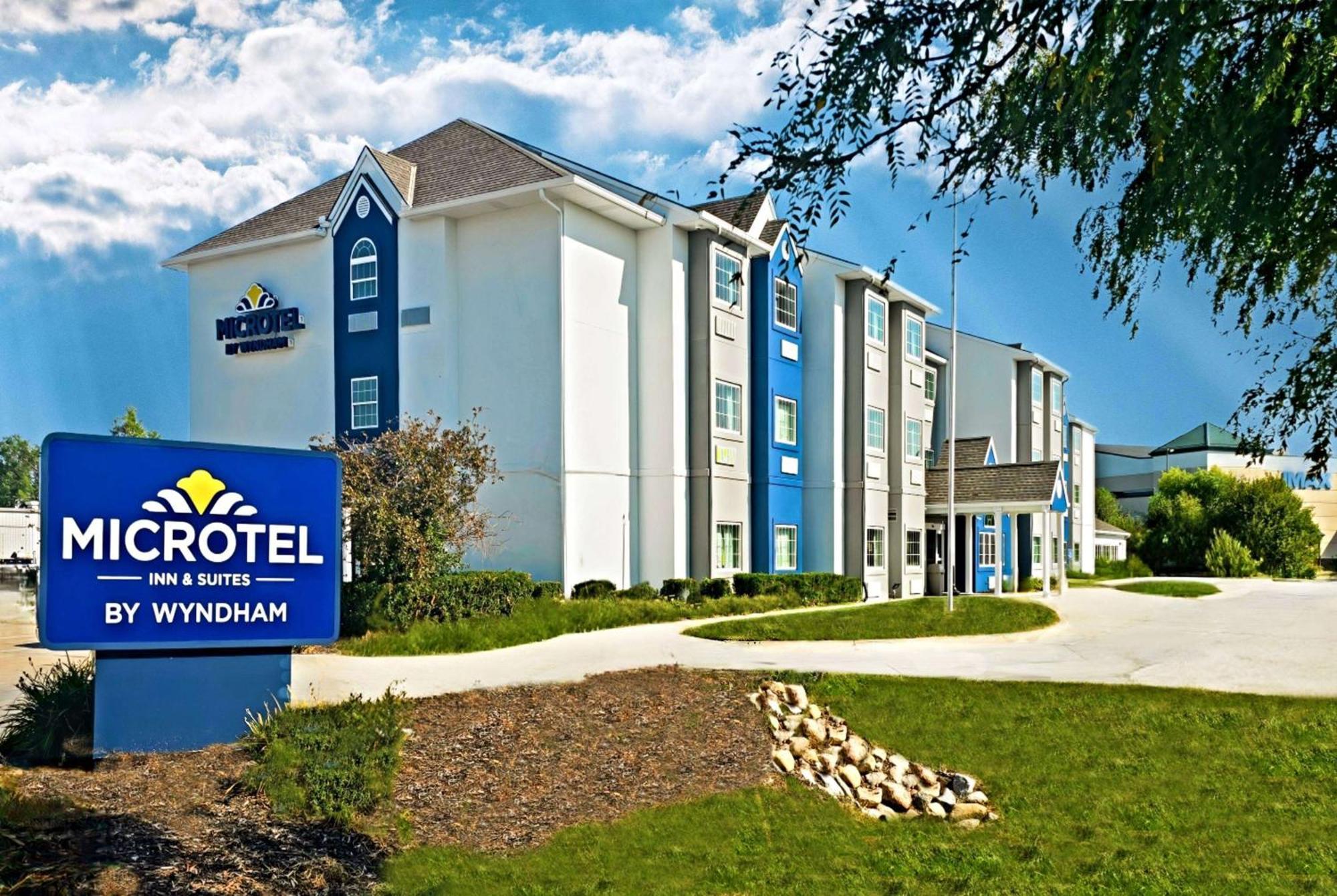 קאונסיל בלאפס Microtel Inn & Suites By Wyndham Bluffs מראה חיצוני תמונה